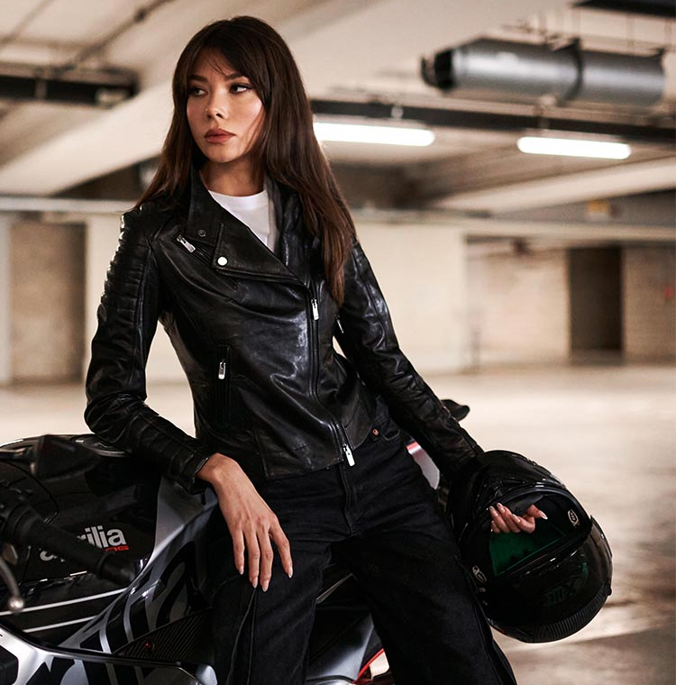 Women Black Leather Biker Jackets